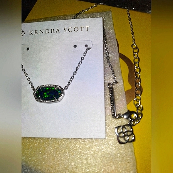 Kendra Scott Elisa Royal Blue or Green Kyocera Opal Gold Plated or Silver - Picture 3 of 16